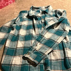 BNWOT Zenana size small plaid shirt